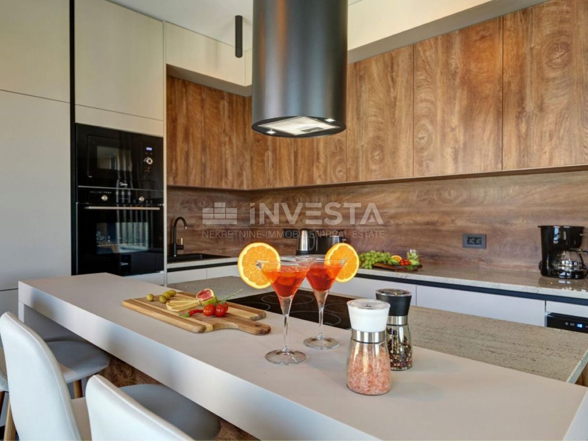 Moderna vila z bazenom v Marčani – mir in udobje v bližini Pulja