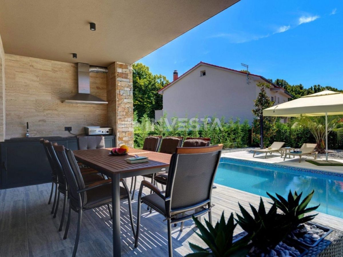 Moderna vila z bazenom v Marčani – mir in udobje v bližini Pulja