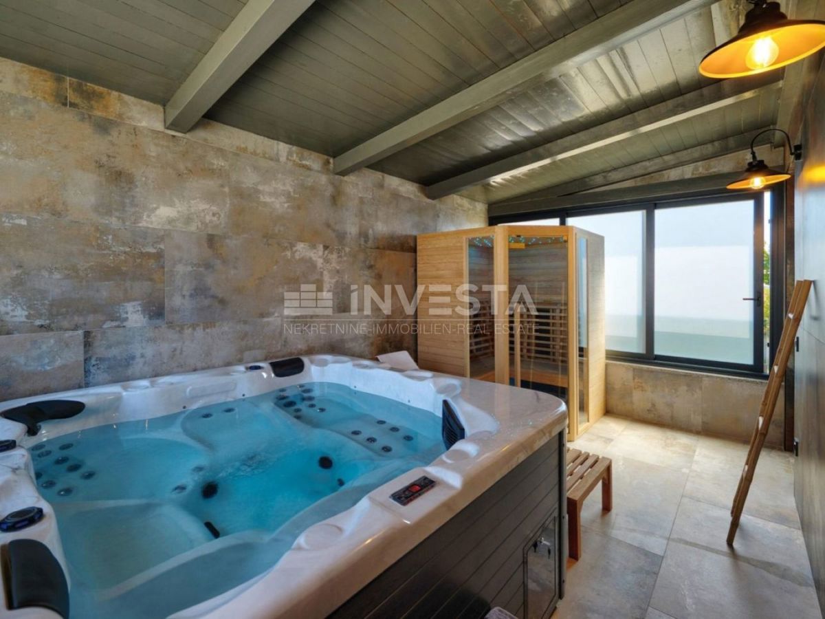 Moderna vila z bazenom v Marčani – mir in udobje v bližini Pulja