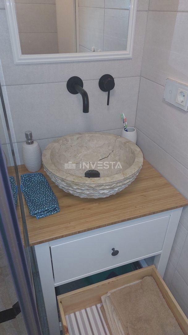 Stanovanje s pogledom na morje