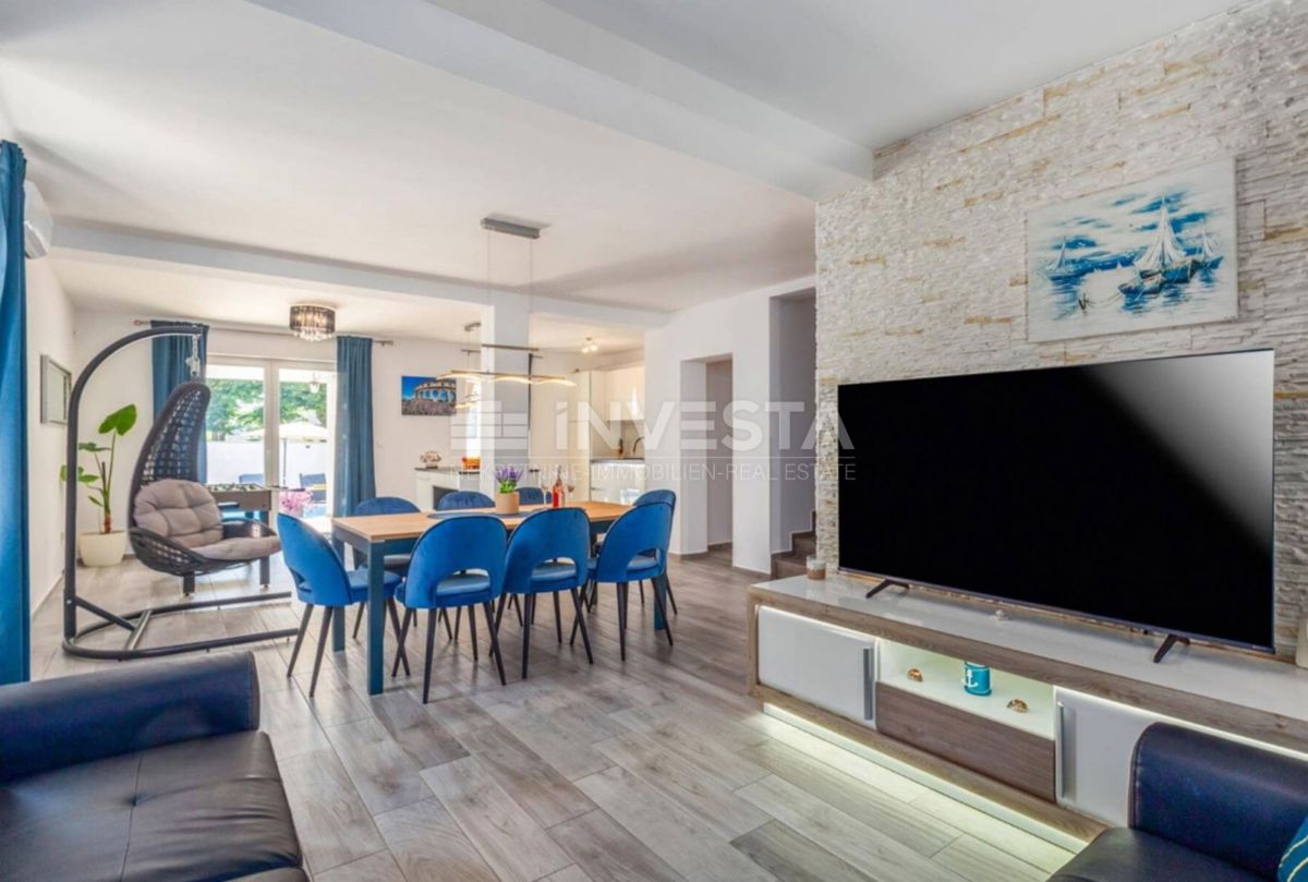 Hiša Marčana, 180m2