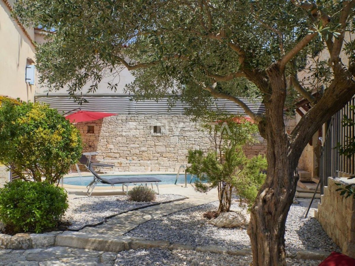 Hiša Vodnjan, 210m2