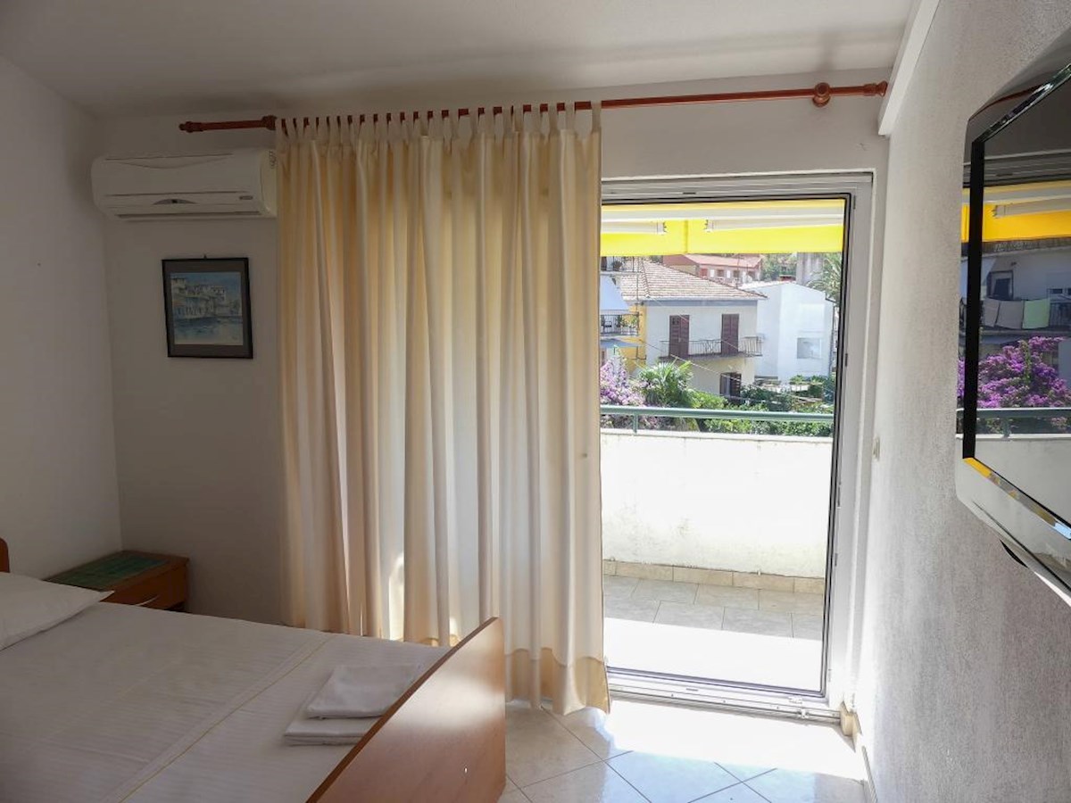 Makarska - Podgora, hiša z apartmaji