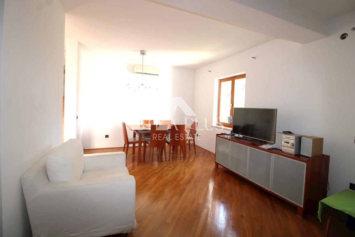 Apartma s pogledom na morje - Poreč center