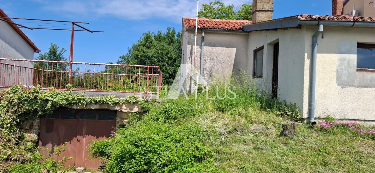 Ekskluzivno! Hiša z odprtim pogledom na morje in istrsko pokrajino!