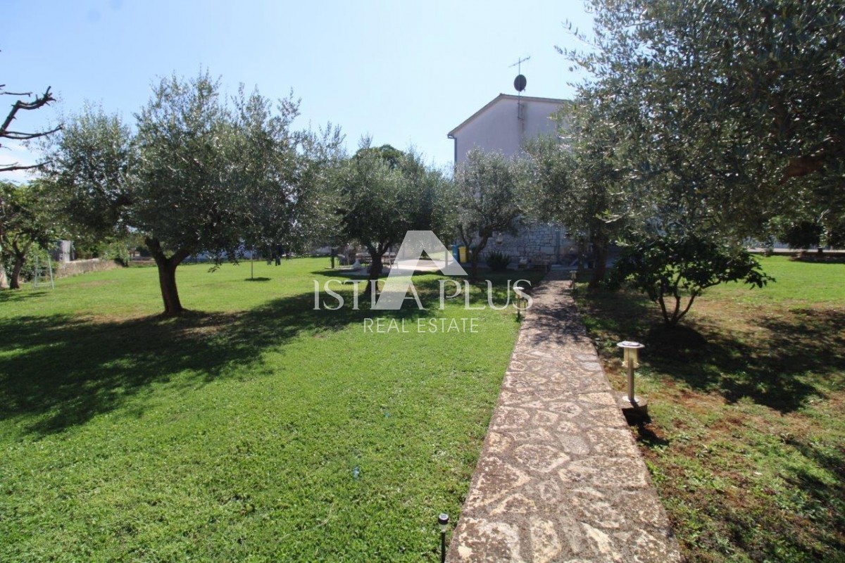 Istra, Čudovita nepremičnina v bližini Poreča 2km!!
