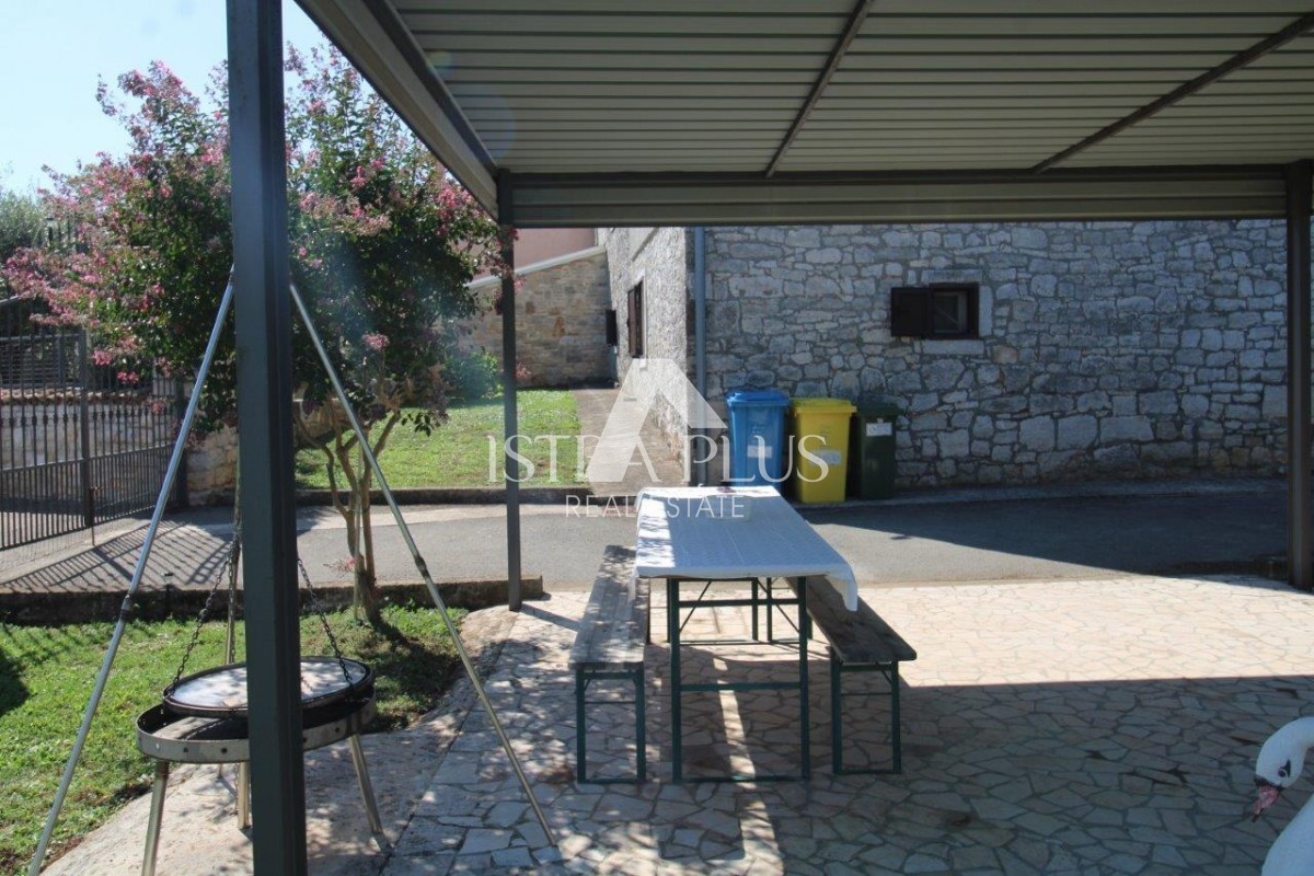 Istra, Čudovita nepremičnina v bližini Poreča 2km!!