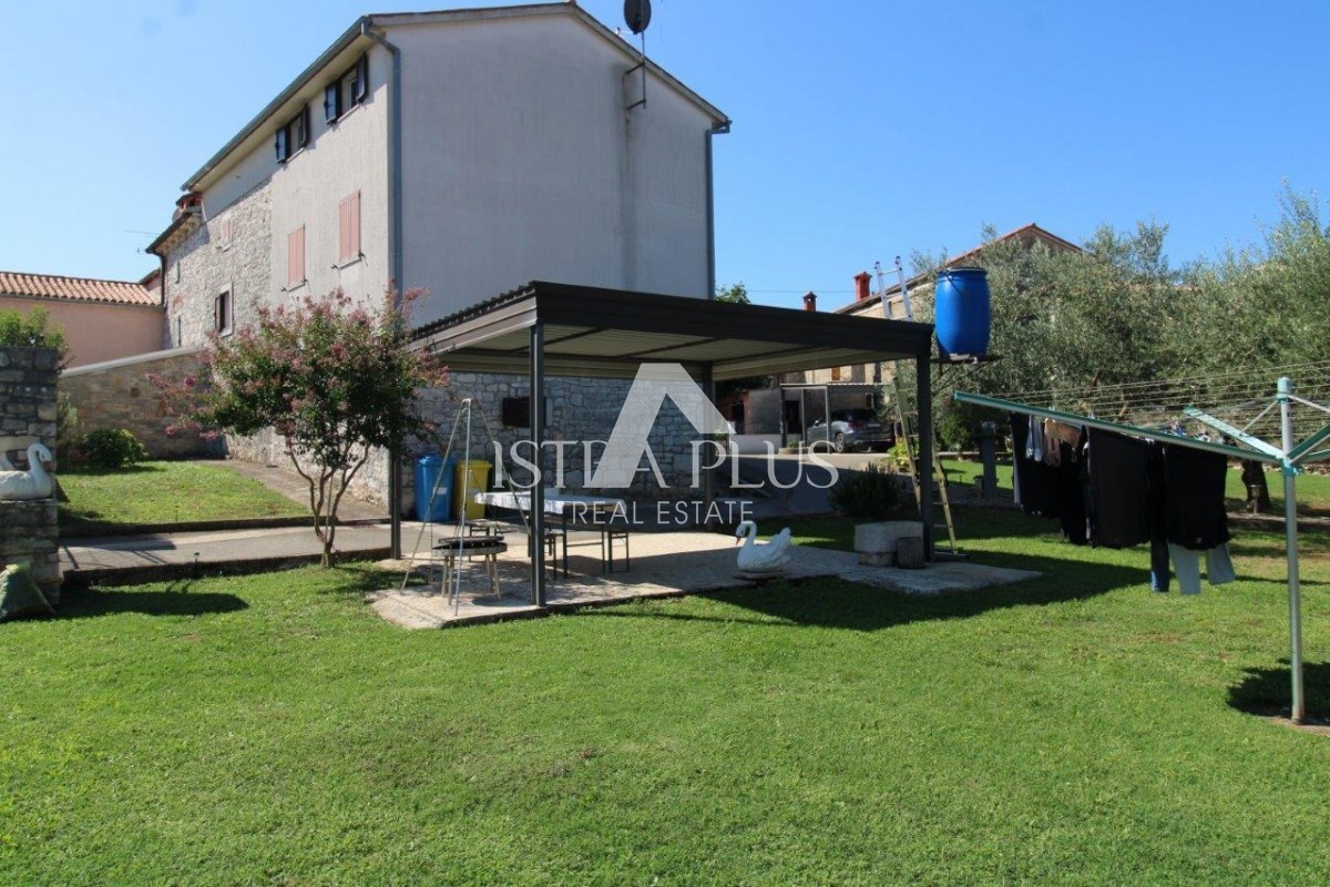 Istra, Čudovita nepremičnina v bližini Poreča 2km!!