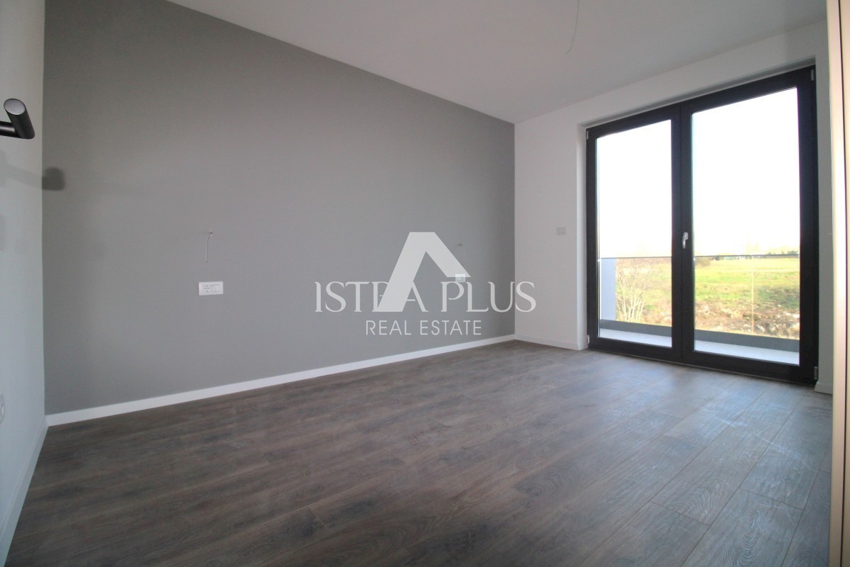 Novo stanovanje v 1. nadstropju s pogledom na morje - okolica Poreča - Apartma D