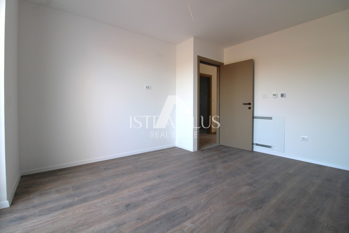 Novo stanovanje v 1. nadstropju s pogledom na morje - okolica Poreča - Apartma D