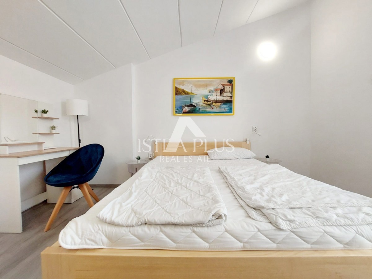 Červar-Porat, Stanovanje 54m2 z 2 spalnicama