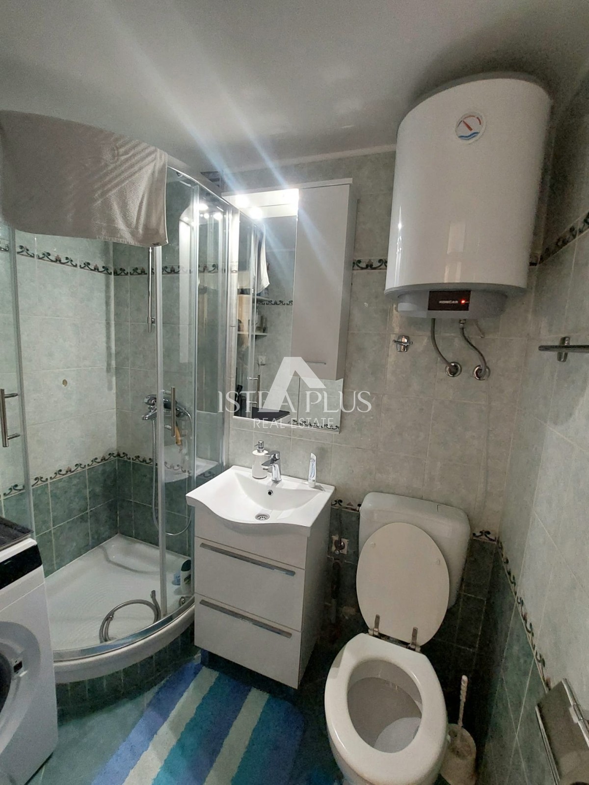 Červar-Porat, Stanovanje 54m2 z 2 spalnicama