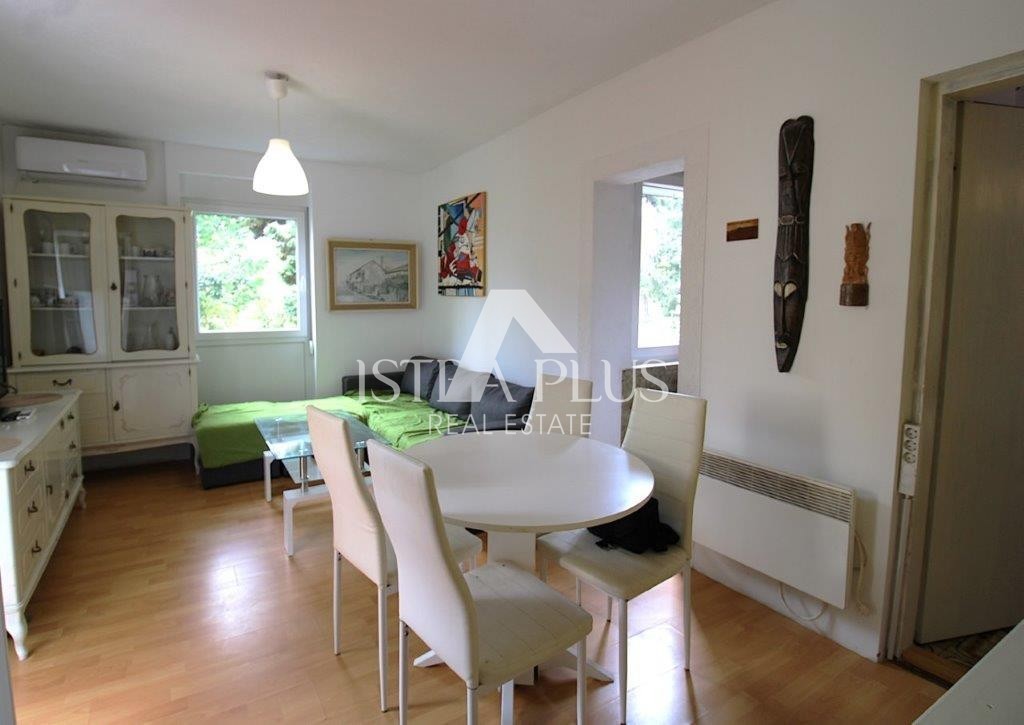PRILIKA! Apartma v 1. nadstropju - 150m od morja
