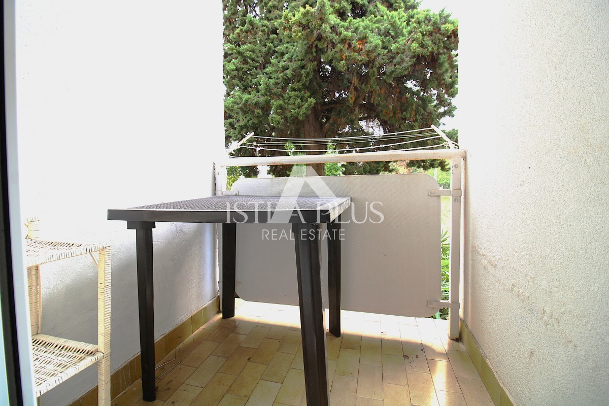 PRILIKA! Apartma v 1. nadstropju - 150m od morja