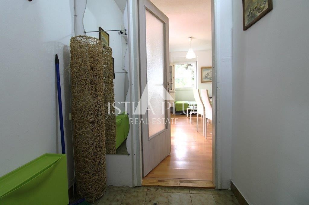 PRILIKA! Apartma v 1. nadstropju - 150m od morja
