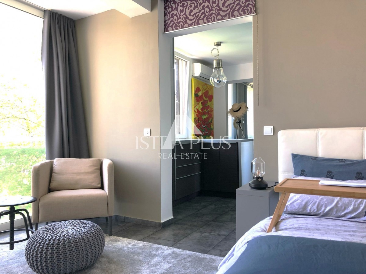 Istra, Červar Porat - Lepo urejen apartma v 2. nadstropju 30m od morja!!