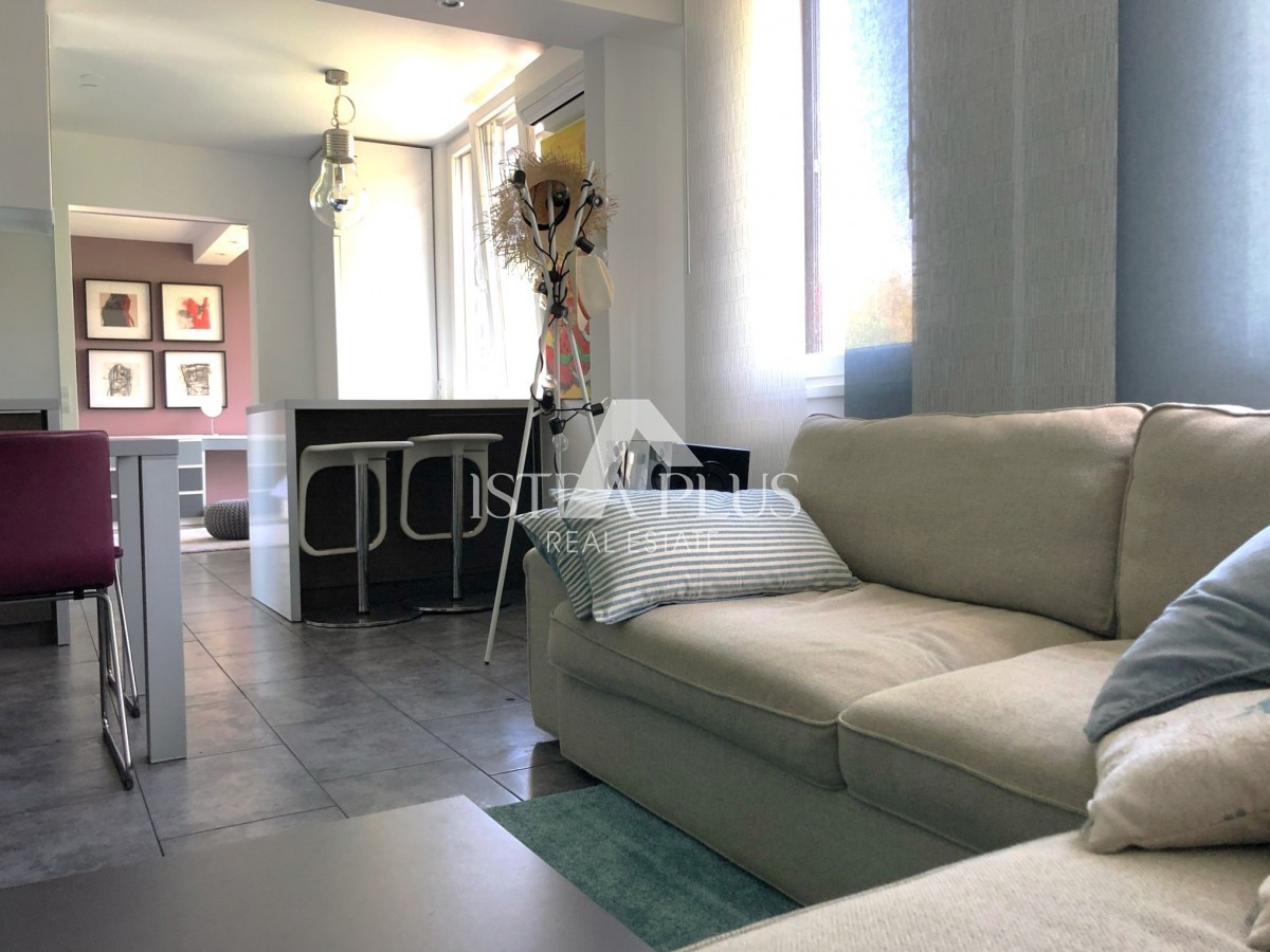 Istra, Červar Porat - Lepo urejen apartma v 2. nadstropju 30m od morja!!