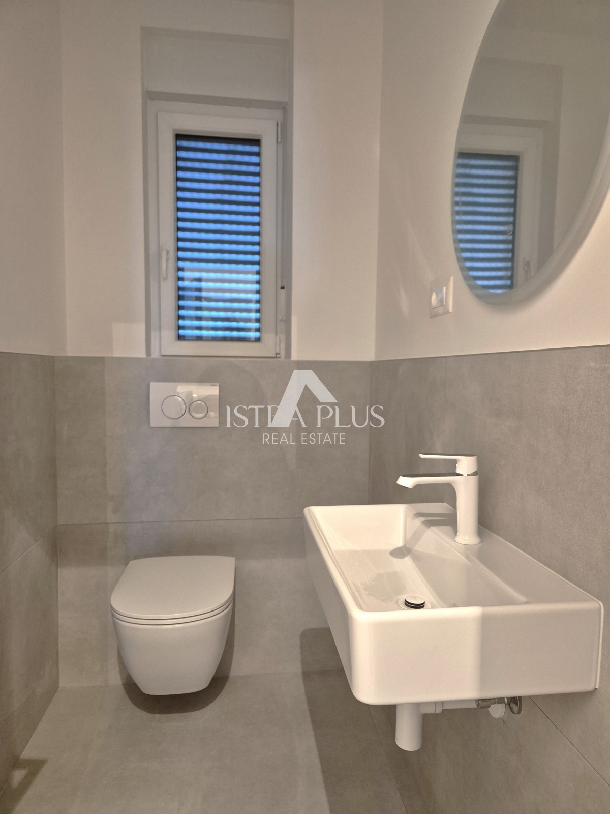 Istra, območje Poreča 1500 m od morja - Stanovanje v novogradnji z dvigalom, 1. nadstropje z dvema spalnicama