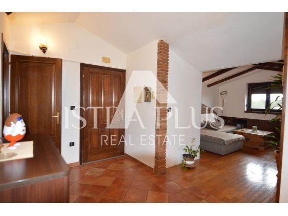 Komforan družinski stan s pogledom na more – 126 m², Poreč