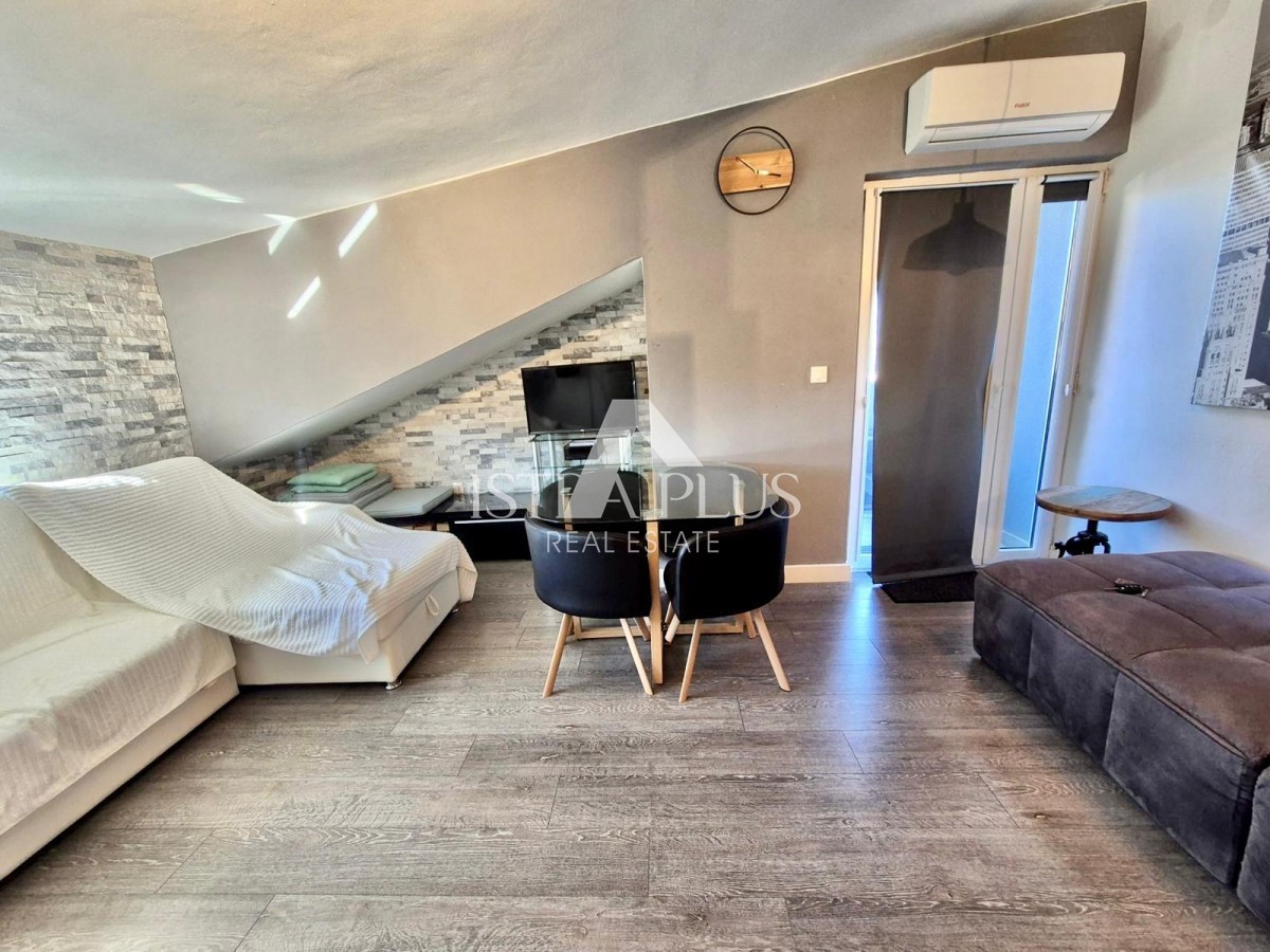 Ekskluzivno! Funtana - apartma 200 m od morja z odprtim pogledom na morje!