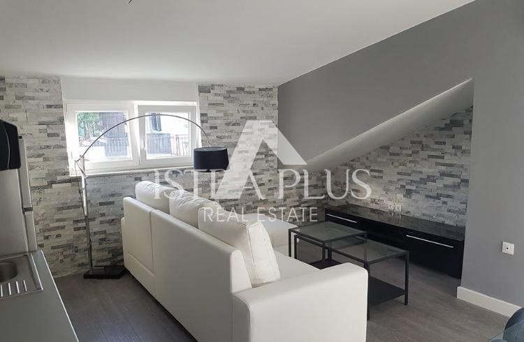 Ekskluzivno! Funtana - apartma 200 m od morja z odprtim pogledom na morje!