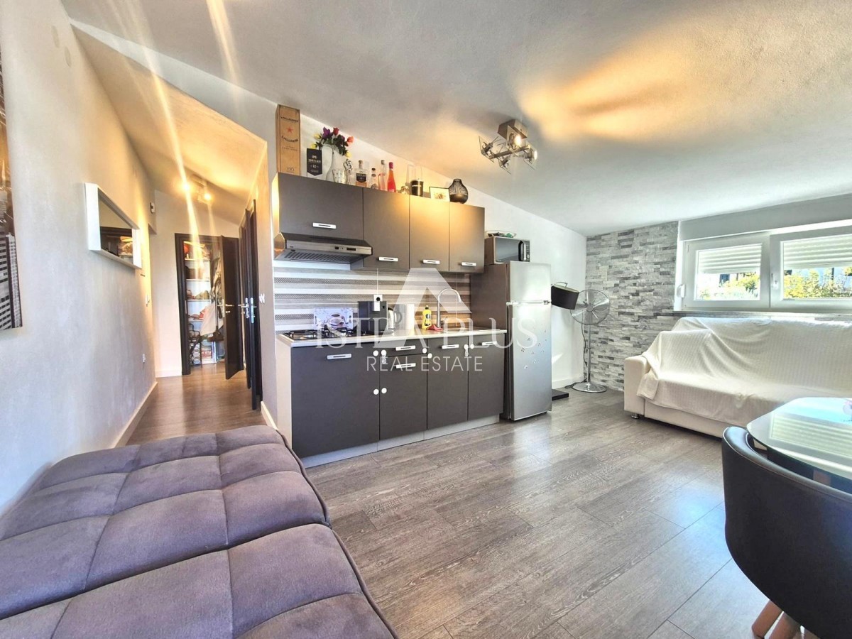 Ekskluzivno! Funtana - apartma 200 m od morja z odprtim pogledom na morje!