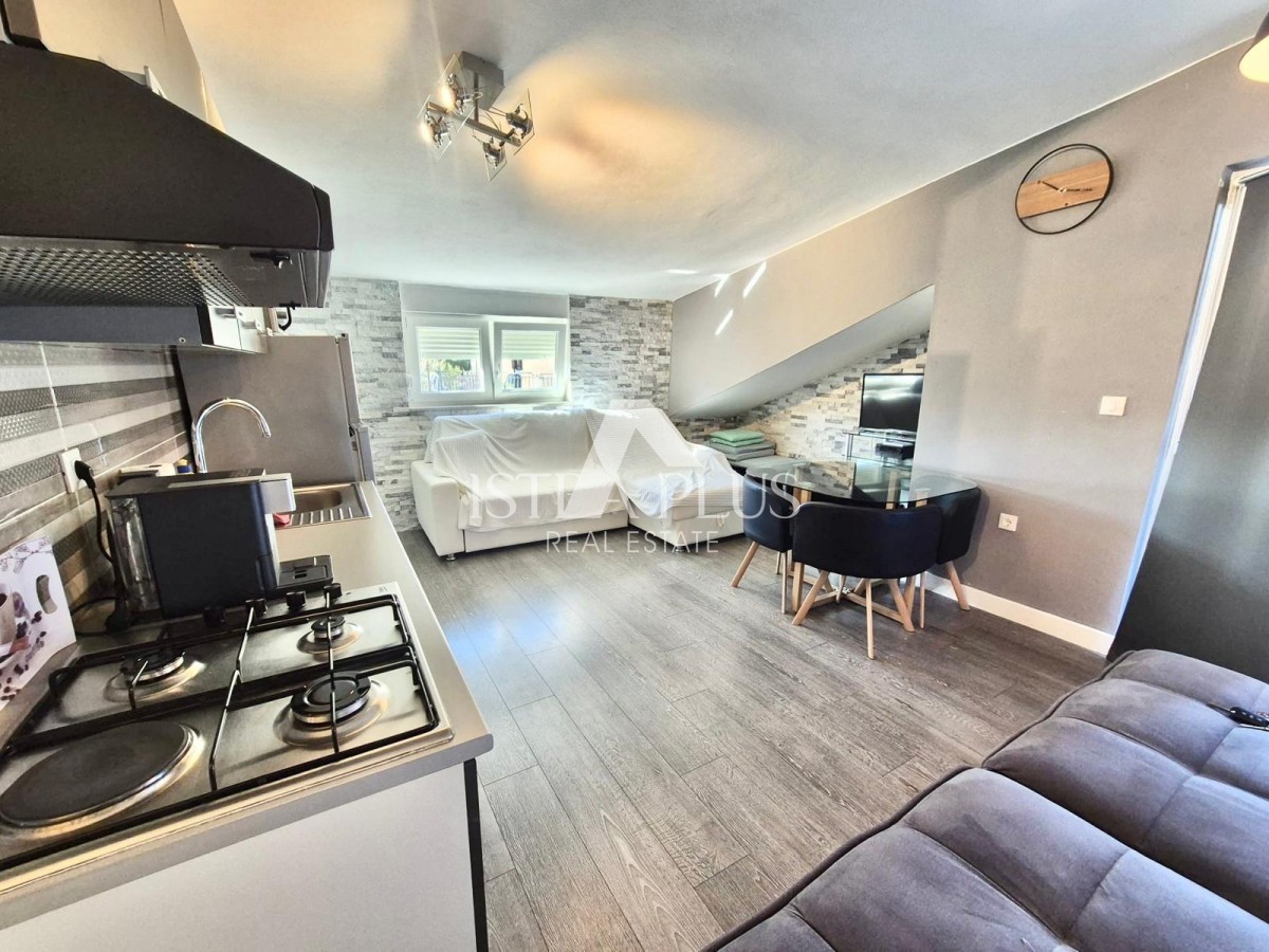 Ekskluzivno! Funtana - apartma 200 m od morja z odprtim pogledom na morje!