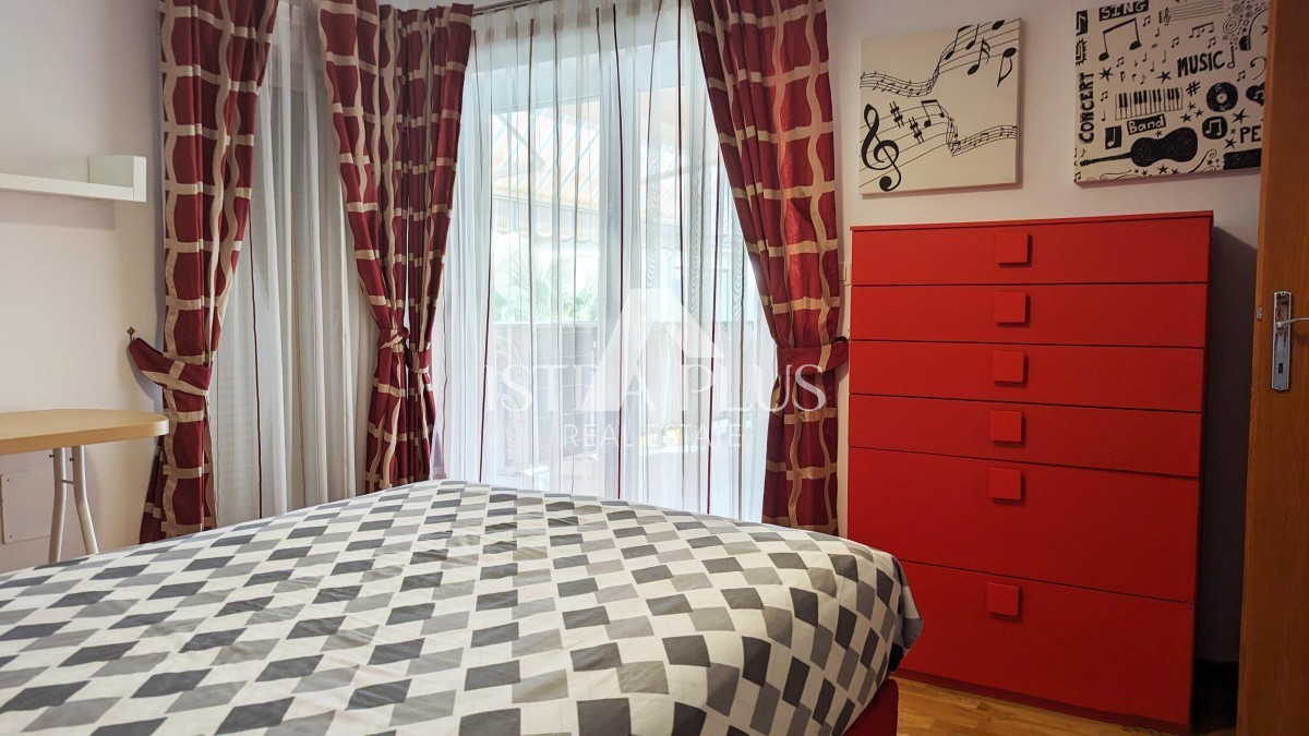 Poreč, stanovanje na odlični lokaciji 300 m od morja