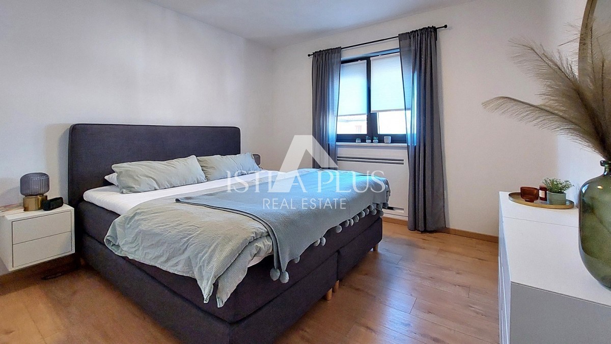 Istra, Poreč, moderno stanovanje 63 m2, 1. nadstropje, talno ogrevanje