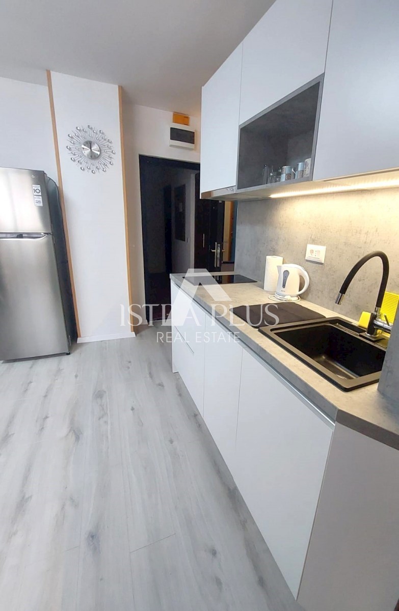 Apartma v 2. nadstropju, 500 m od morja