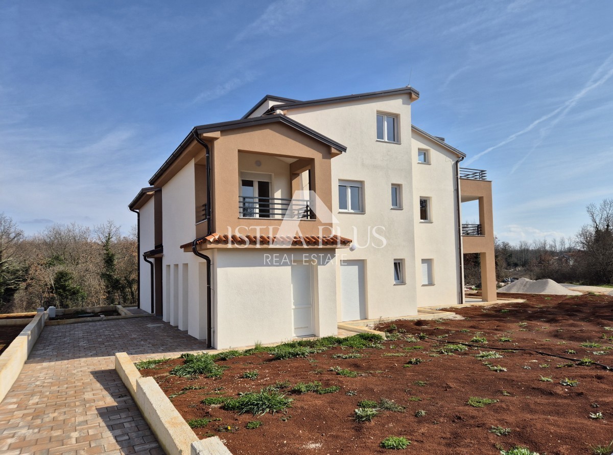 Poreč okolica 8 km, stanovanje v novogradnji - 1. nadstropje , 2 ss