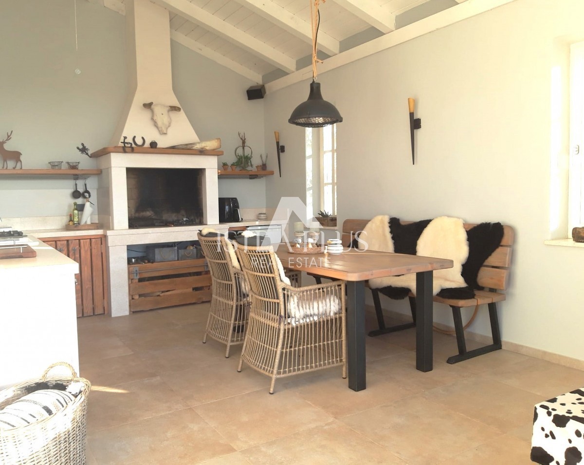 Эксклюзив! Уникальная вилла, сочетающая в себе качество, функциональность и расположение с открытым видом на море.