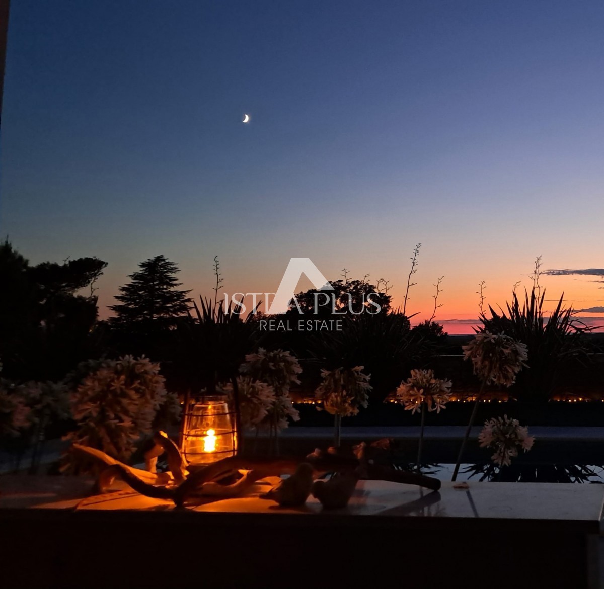 Эксклюзив! Уникальная вилла, сочетающая в себе качество, функциональность и расположение с открытым видом на море.