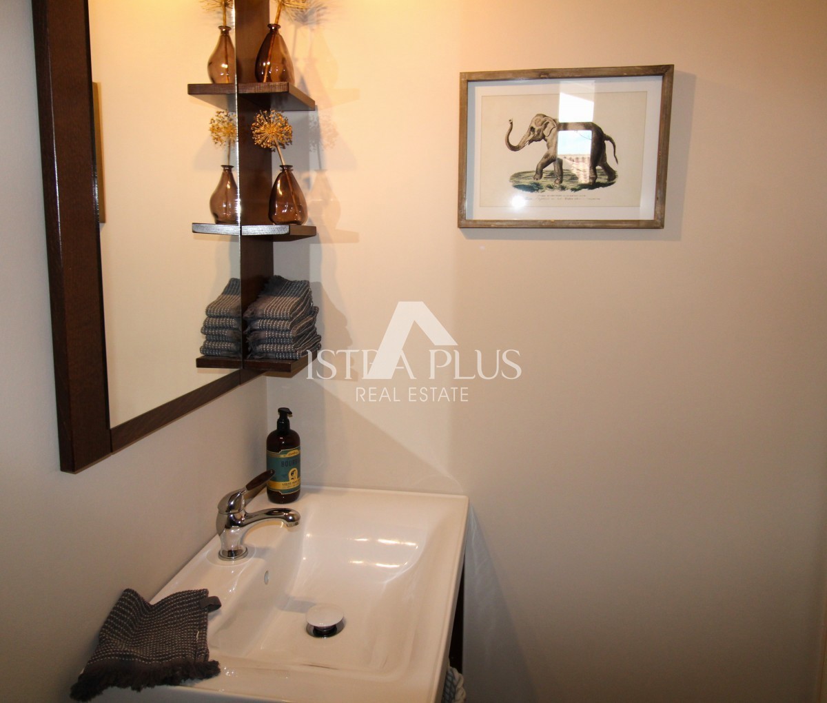 Эксклюзив! Уникальная вилла, сочетающая в себе качество, функциональность и расположение с открытым видом на море.