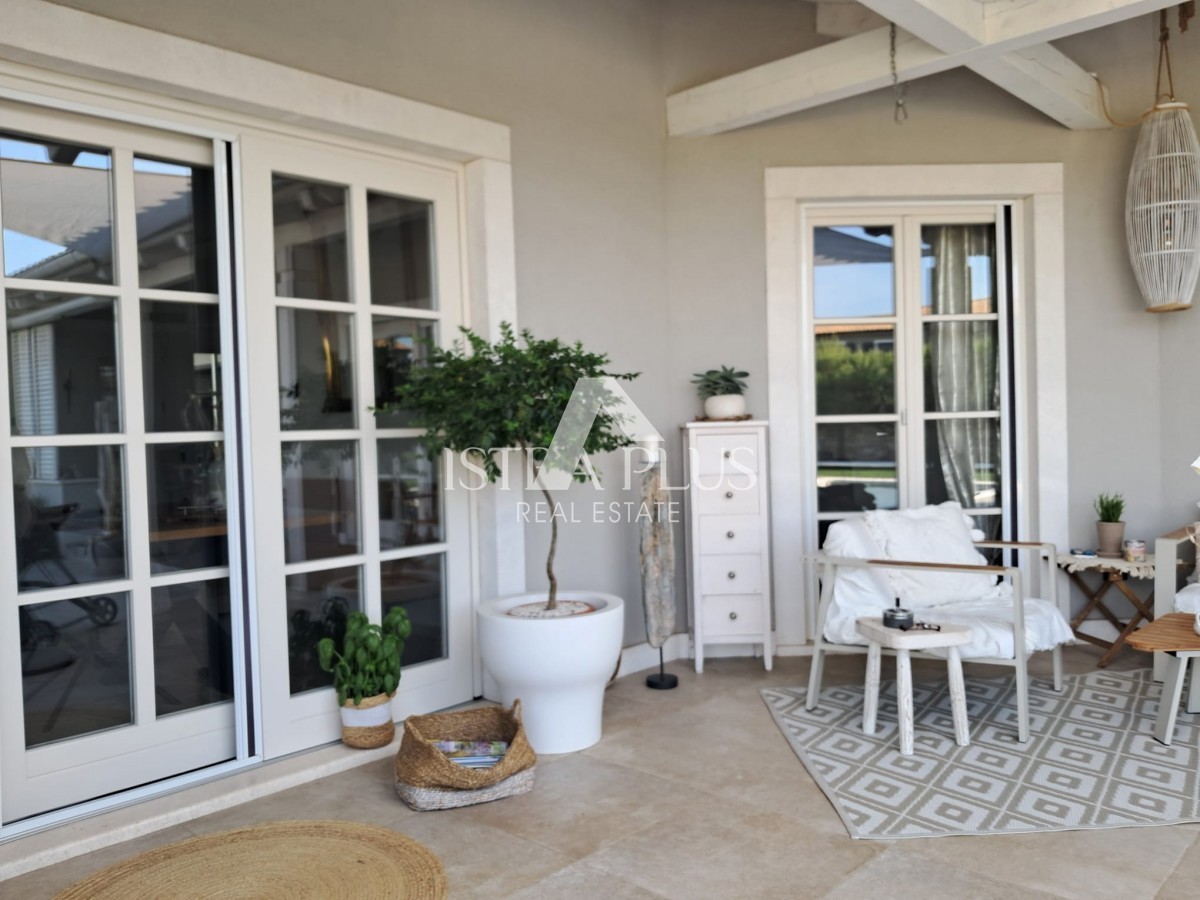 Эксклюзив! Уникальная вилла, сочетающая в себе качество, функциональность и расположение с открытым видом на море.