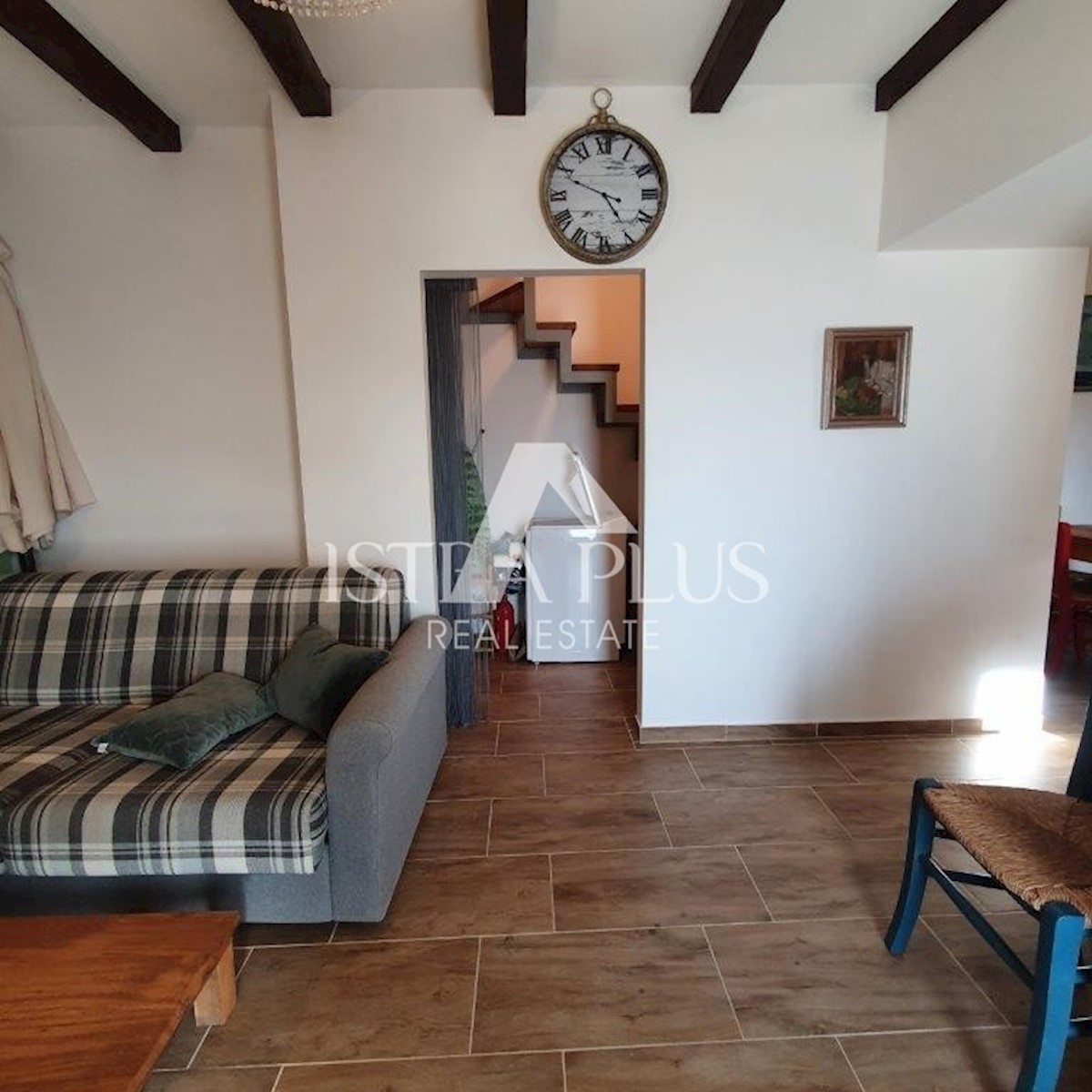 Kamnita hiša z bazenom + apartma, pogled na Motovun