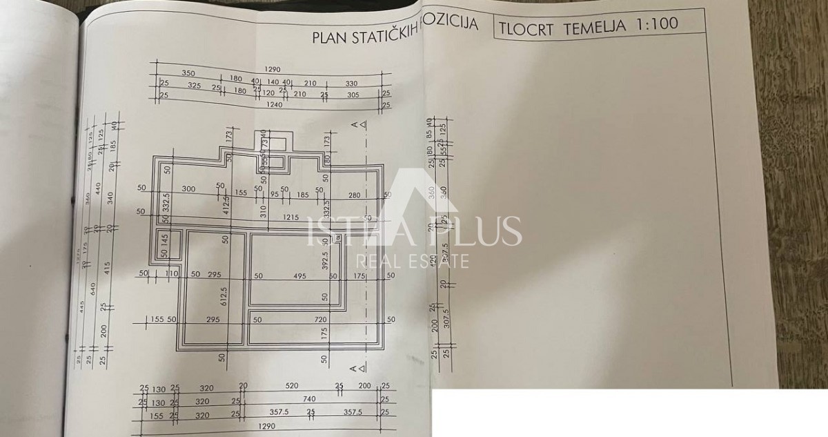 Enodružinska hiša z ogrevanim bazenom - okolica Poreča