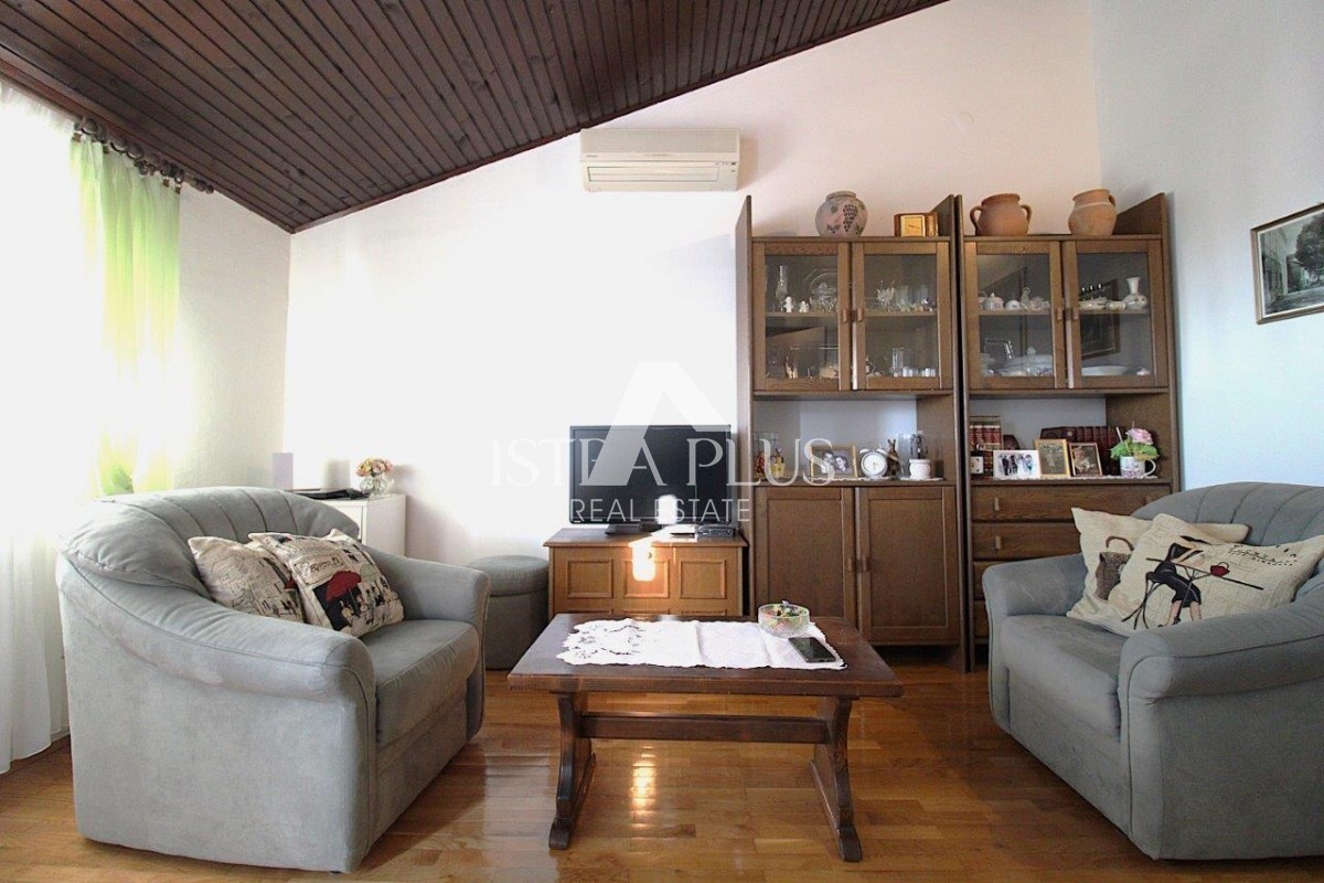 Apartma v Poreču s panoramskim pogledom na mesto in morje