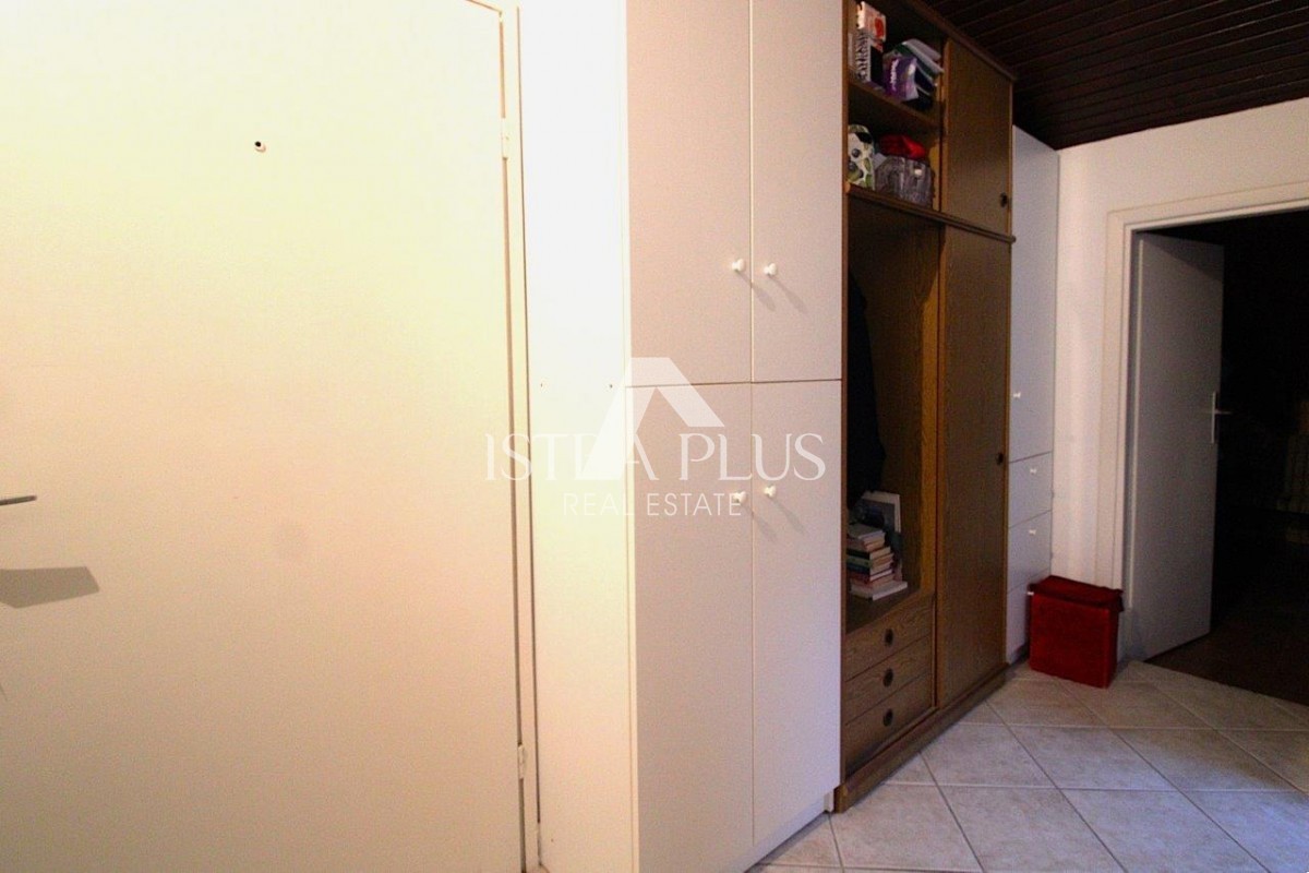 Apartma v Poreču s panoramskim pogledom na mesto in morje