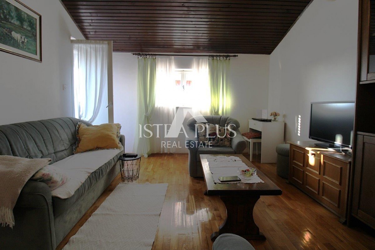 Apartma v Poreču s panoramskim pogledom na mesto in morje
