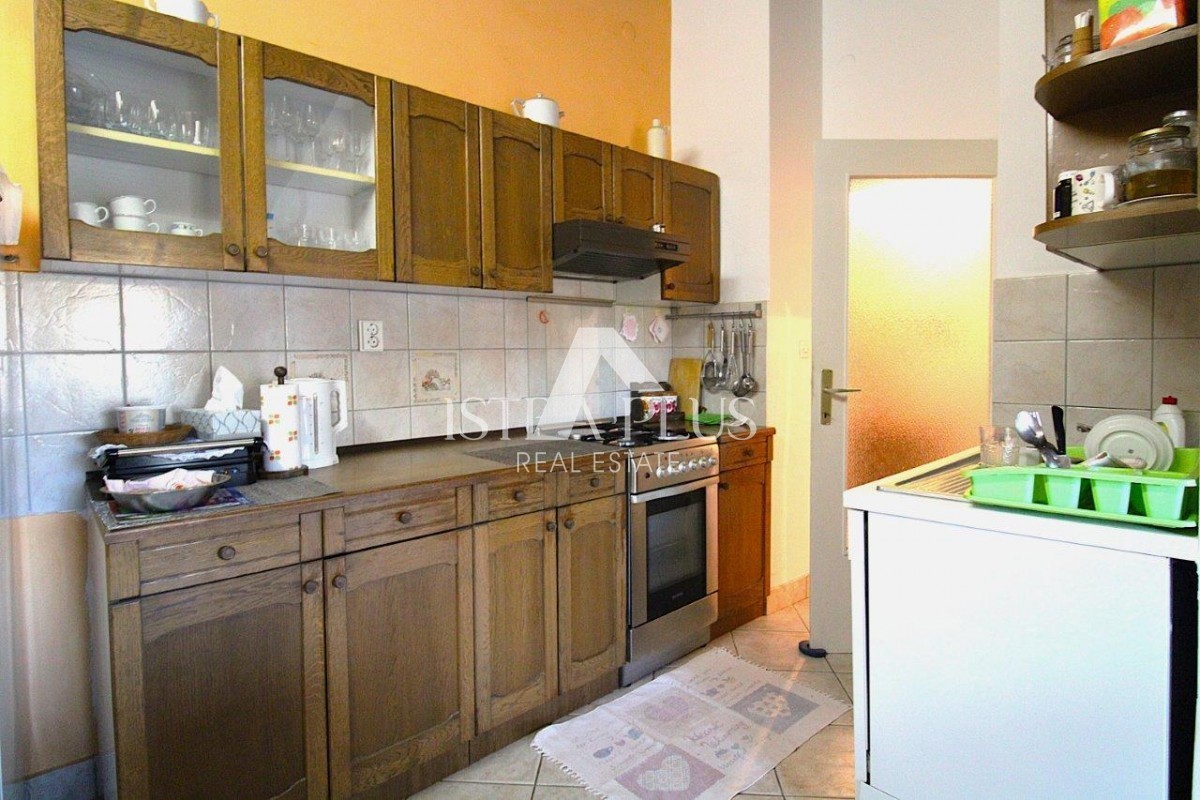 Apartma v Poreču s panoramskim pogledom na mesto in morje