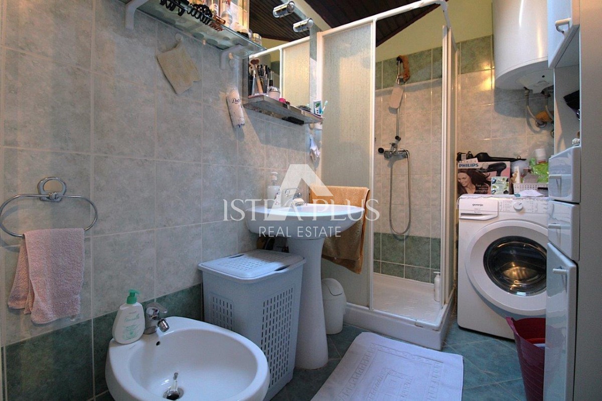 Apartma v Poreču s panoramskim pogledom na mesto in morje