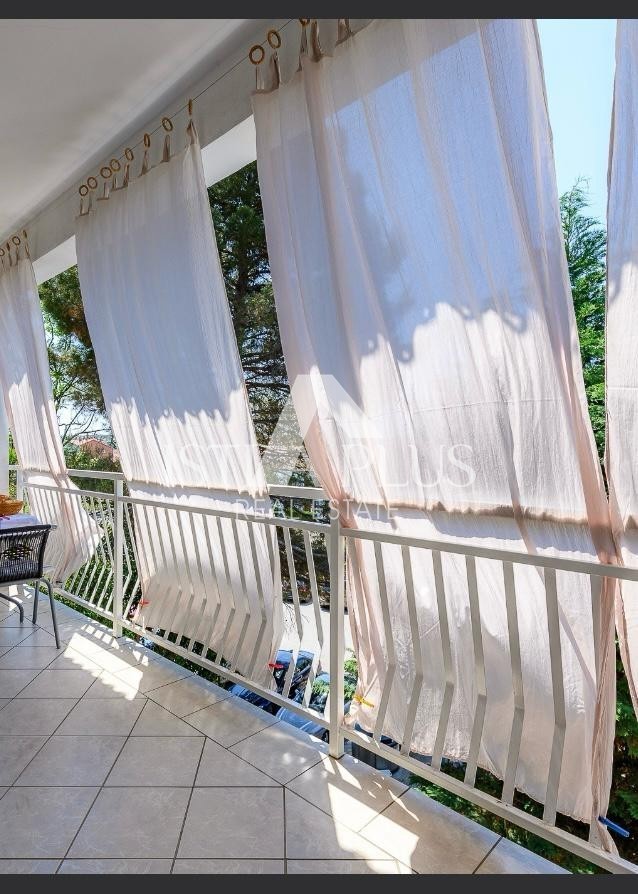 Istra, Poreč - Stanovanje v CENTRU MESTA, 100 m od morja! POGLED NA MORE!