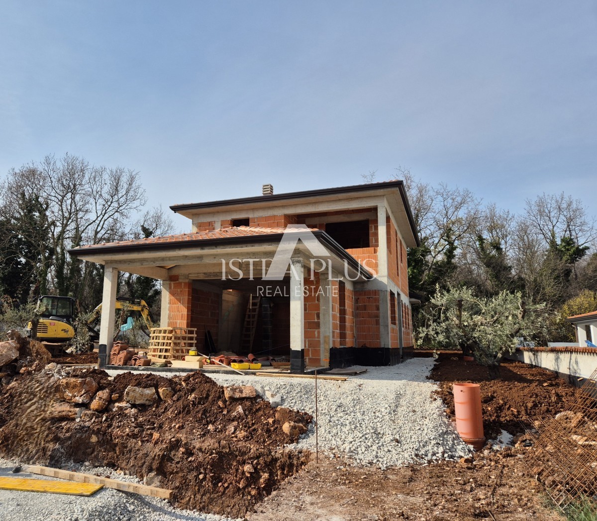 Istra, Poreč 6 km - Čudovita vila v mediteranskem slogu z bazenom, zelo mirna lokacija - v slepi ulici na robu građevinske zone!!!!