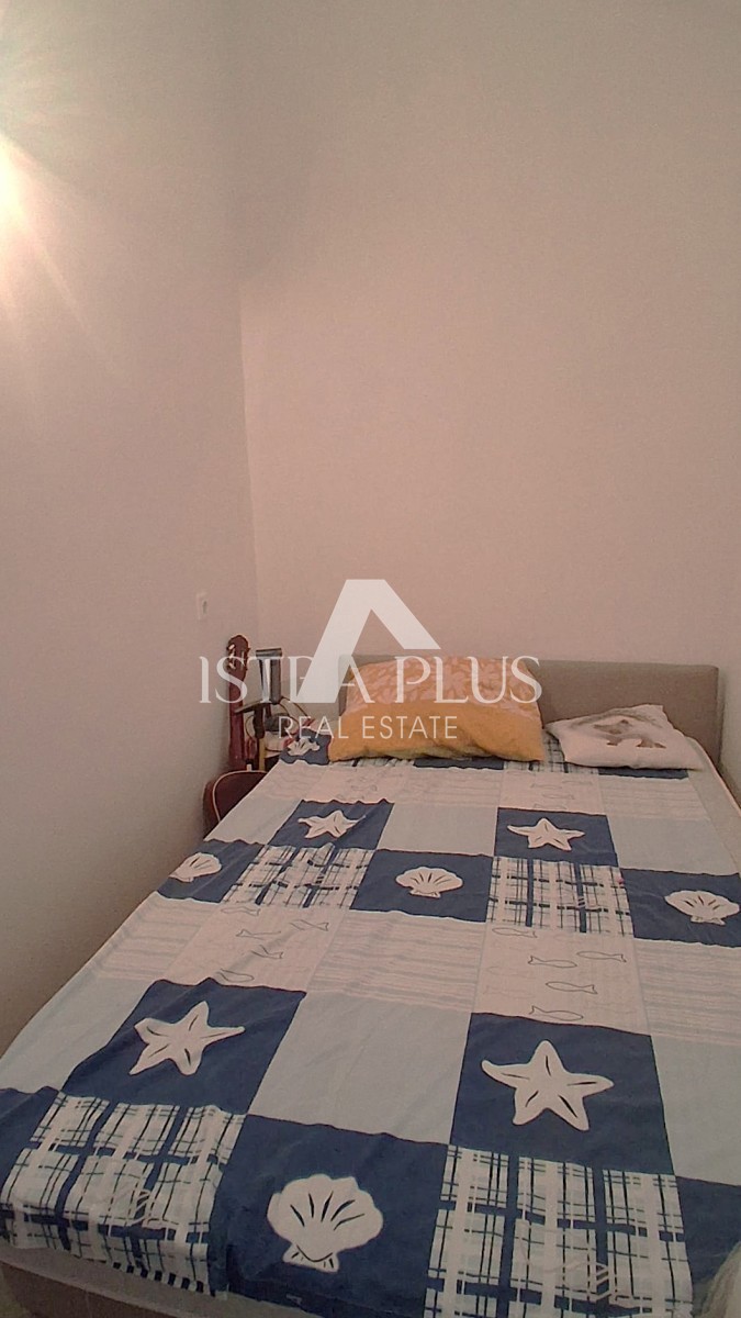 Prilika!! Červar-Porat - Apartma z 2 spalnicama 150 m od morja!!