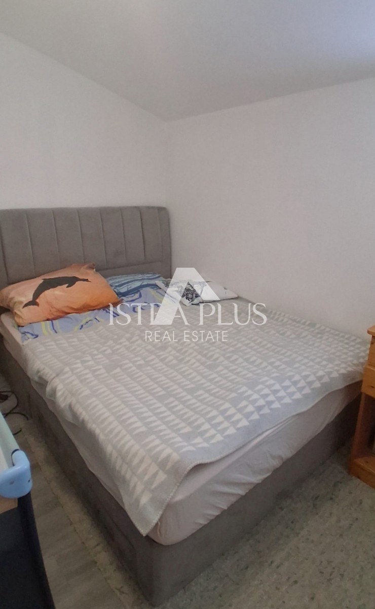 Prilika!! Červar-Porat - Apartma z 2 spalnicama 150 m od morja!!