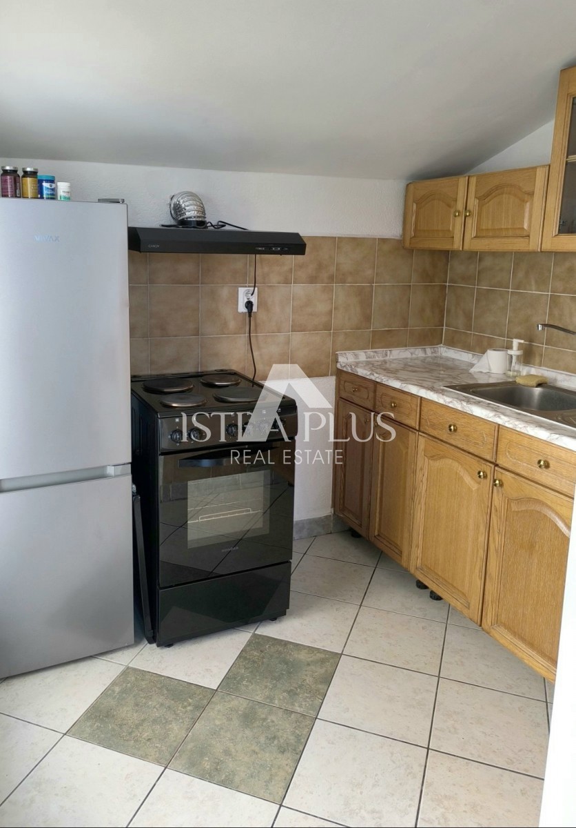 Poreč, odlična lokacija v mestu - stanovanje 49m2