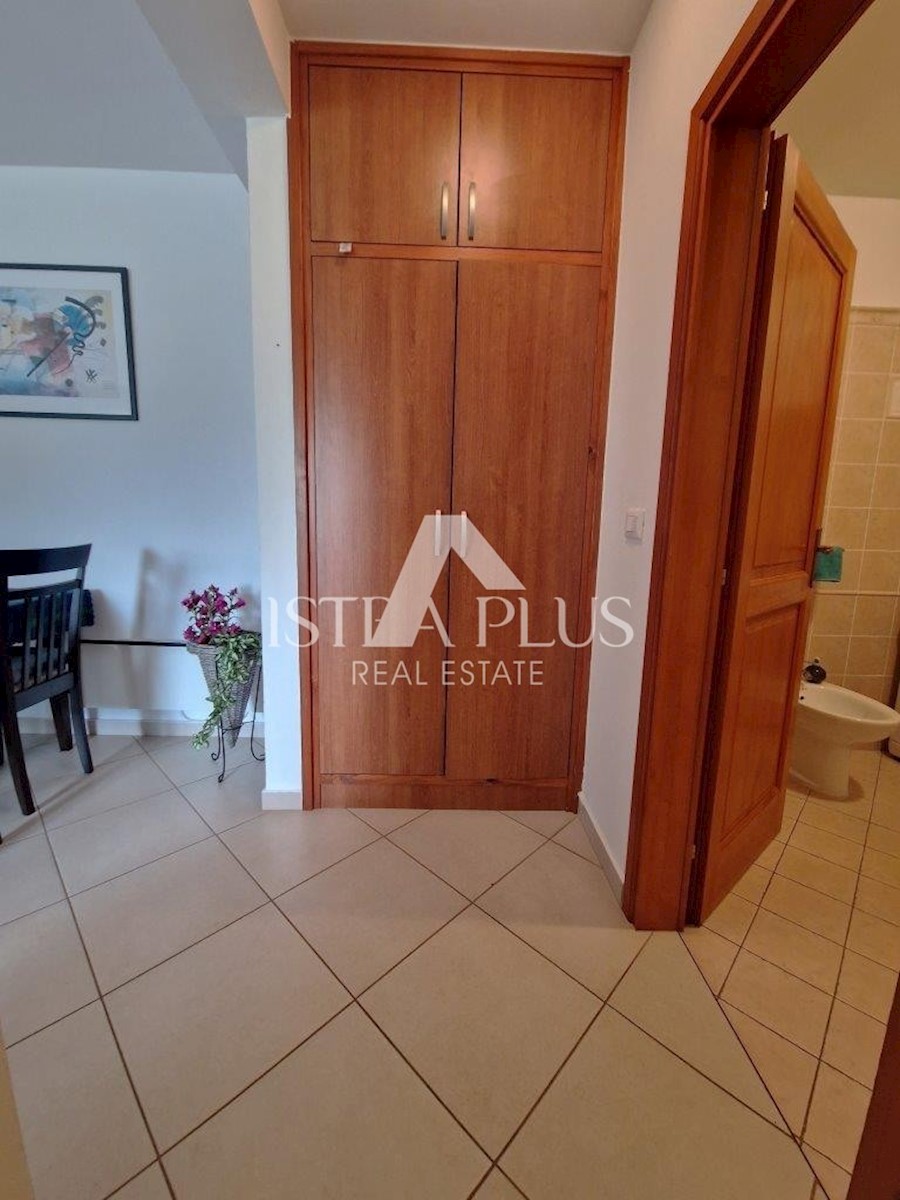 Apartma v pritličju v bližini plaže