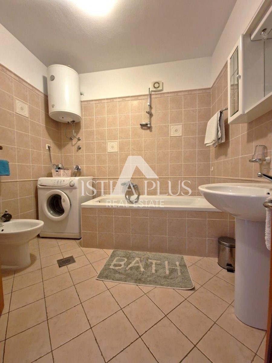 Apartma v pritličju v bližini plaže