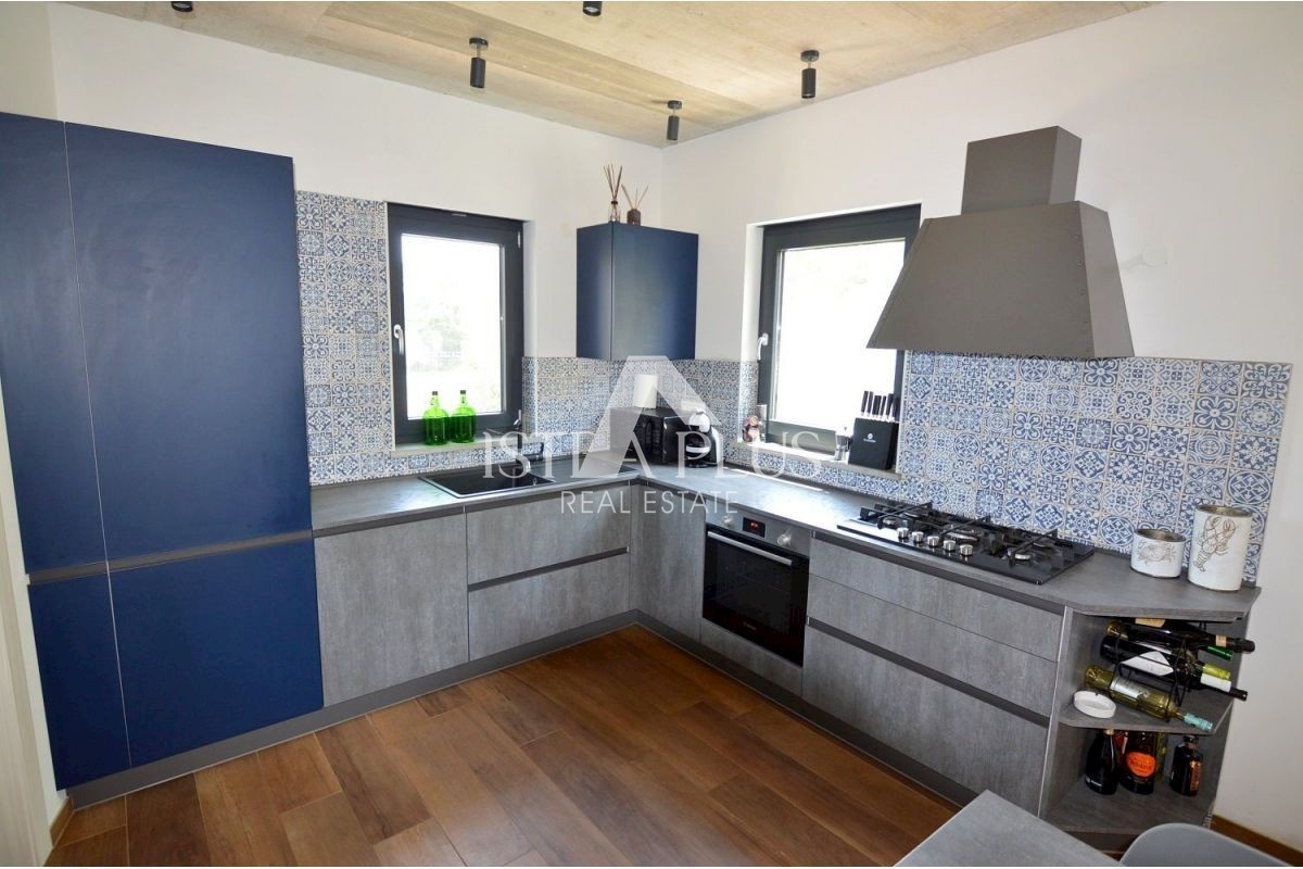 Istra, Poreč - Nova, moderna hiša z bazenom v bližini Poreča